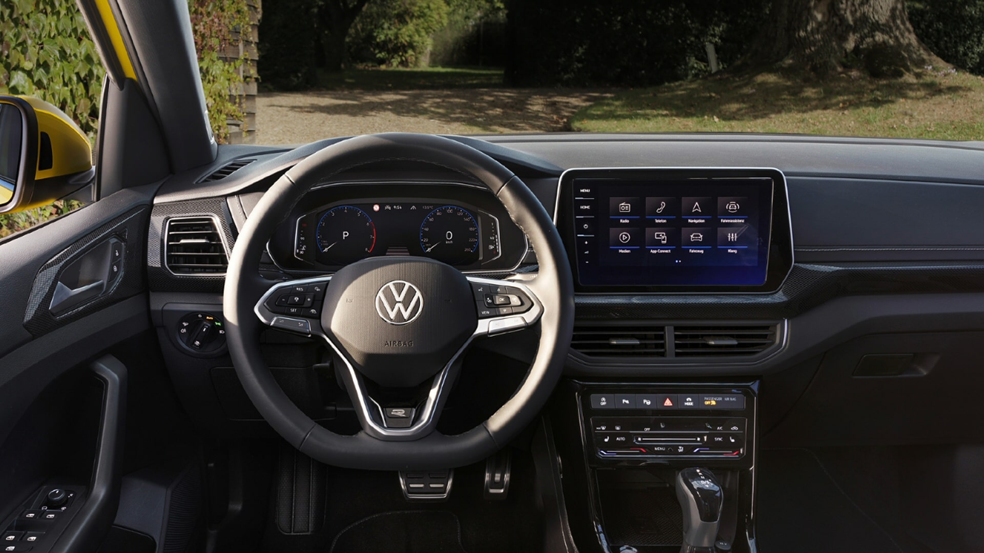 VOLKSWAGEN T-CROSS ESTATE 1.0 TSI 115 R-Line 5dr DSG